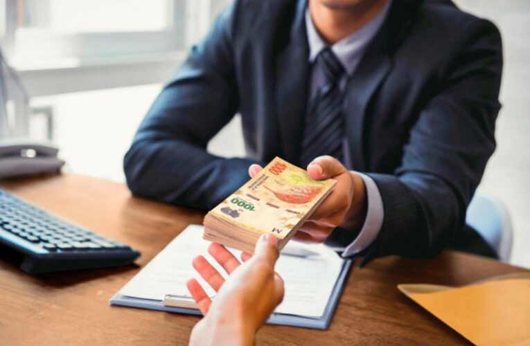 El 45% de los mendocinos toma créditos para afrontar gastos de primera necesidad 